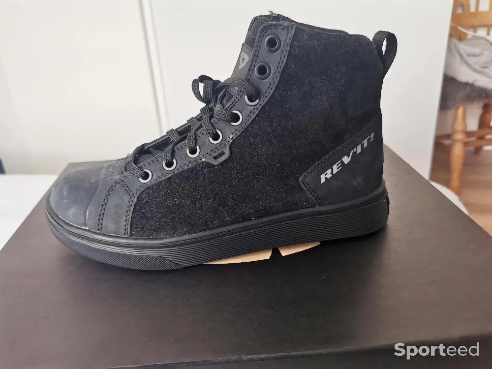 Chaussures moto femme  neuf Ajouté le : 24/10/2023